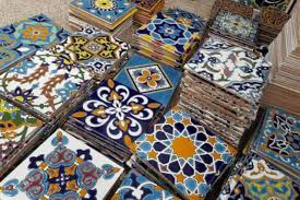 کاشی سنتی فیروزه ای برای دکوراسیون کلاسیک خانه